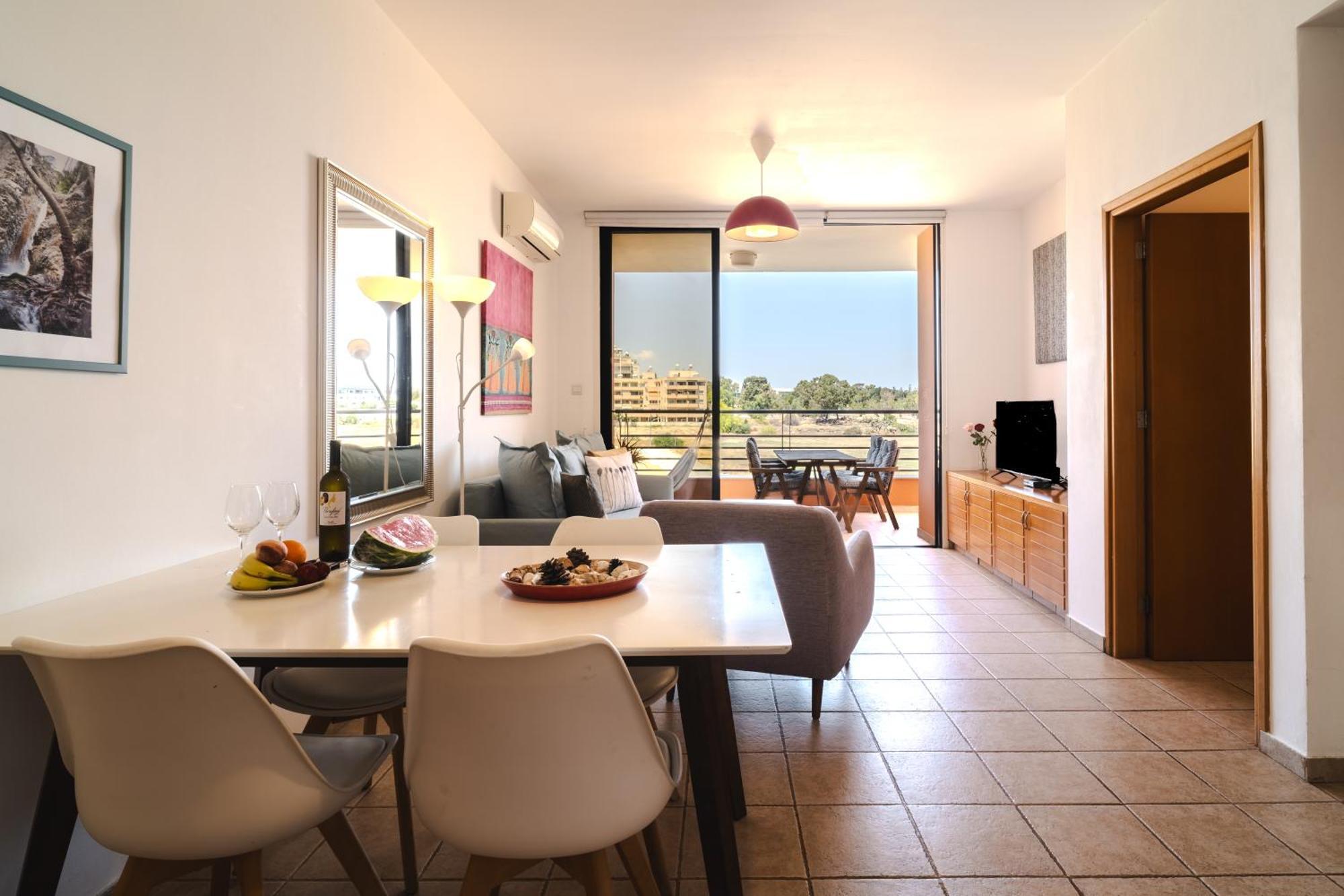 Isabella One Bedroom Larnaca Exterior photo